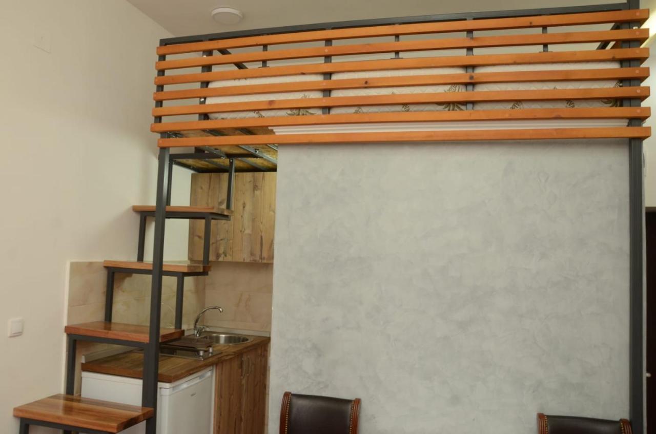 Apartment Djura *